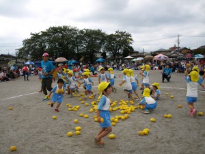 追いかけ玉入れ（年少）